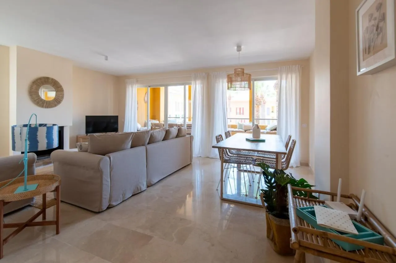 Puerto Sotogrande Con Vistas Al Mar Apartment