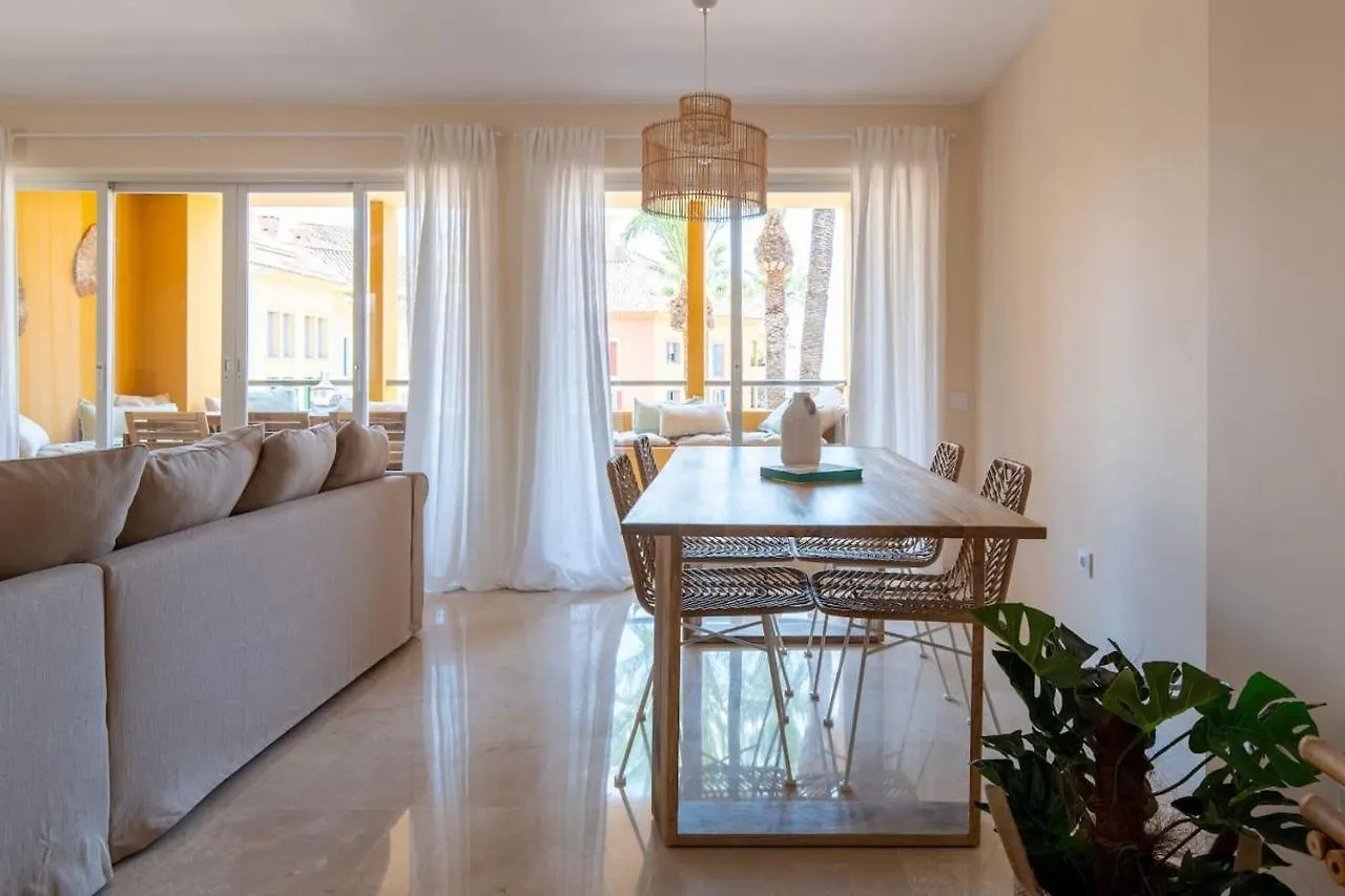 Puerto Sotogrande Con Vistas Al Mar Apartment 0*,  Spain